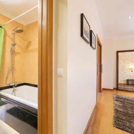 Holiday home Amazing Villa With Capacity For 8 People Nazare